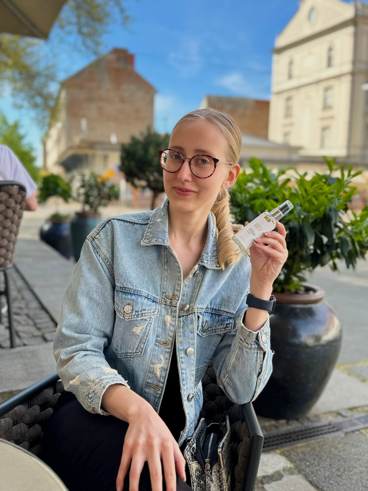 RENEW arhiv | INFLUENCERKE VIDEO/SLIKDE/Teja Gorišek | Teja Gorišek UNIGLOW vodica | Drive:13OaYpZ-LcLiJoT0qgylRBnHvnT135pb-